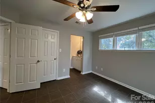 9041 J M Keynes Dr, Charlotte, NC 28262 - Photo 6