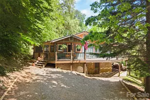 4606 Hemphill Rd, Waynesville, NC 28785 - Photo 2