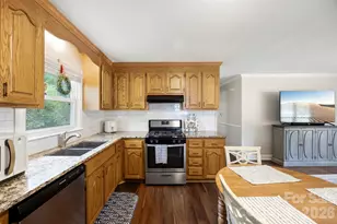 2109 Hollandale Dr, Gastonia, NC 28054 - Photo 10