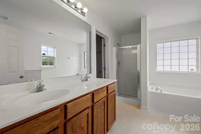 6618 Wicked Oak Lane, Charlotte, NC 28216 - Photo 16