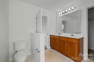 6618 Wicked Oak Ln, Charlotte, NC 28216 - Photo 18