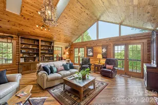 1126 Kilpatrick Rd, Hendersonville, NC 28739 - Photo 12