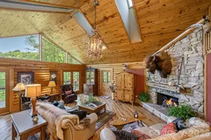 1126 Kilpatrick Rd, Hendersonville, NC 28739 - Photo 10