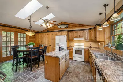 1126 Kilpatrick Road, Hendersonville, NC 28739 - Photo 4