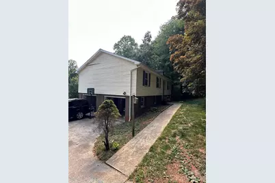306 New Orleans Boulevard, Morganton, NC 28655 - Photo 2