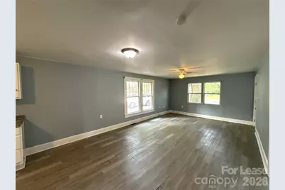 207 Bradford Drive, Charlotte, NC 28208 - Photo 2
