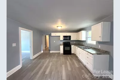 207 Bradford Drive, Charlotte, NC 28208 - Photo 4