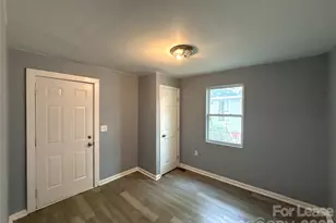 207 Bradford Dr, Charlotte, NC 28208 - Photo 8