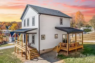 27 Ben Lippen Rd, Asheville, NC 28806 - Photo 1