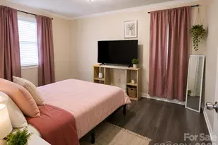 1711 Younger Ave, Statesville, NC 28677 - Photo 6