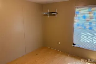 15 Spring St, Candler, NC 28715 - Photo 16