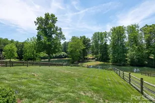 4 Farm Pond Ln, Candler, NC 28715 - Photo 20