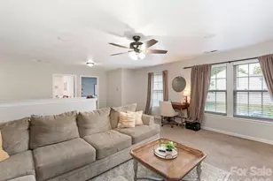 941 Capetown Ln, Clover, SC 29710 - Photo 10