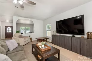 941 Capetown Ln, Clover, SC 29710 - Photo 6