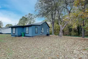 1327 11th St, Statesville, NC 28677 - Photo 4