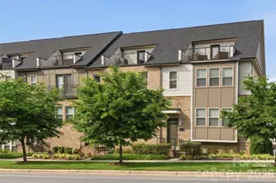 18005 Nolita Ln, Charlotte, NC 28204 - Photo 2