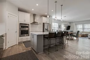 18005 Nolita Ln, Charlotte, NC 28204 - Photo 6