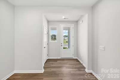 6049 Longar Lane, Charlotte, NC 28269 - Photo 4