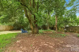 933 Clanton Rd, Charlotte, NC 28217 - Photo 22