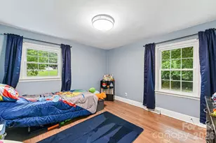 933 Clanton Rd, Charlotte, NC 28217 - Photo 12