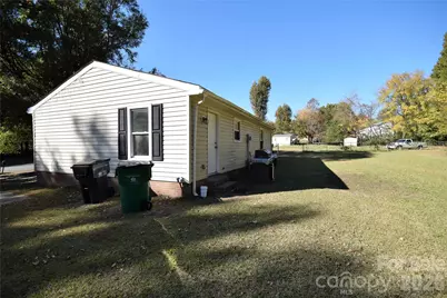 403 Stirrup Court, Charlotte, NC 28215 - Photo 2