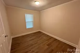 403 Stirrup Ct, Charlotte, NC 28215 - Photo 10