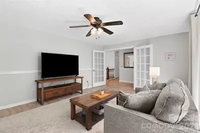 711 Oak Terrace Lane, Hendersonville, NC 28791 - Photo 6