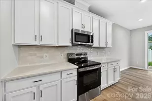 512 Webster Ln, Cramerton, NC 28032 - Photo 6