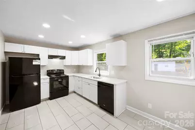 723 Vancouver Lane, Gastonia, NC 28052 - Photo 10