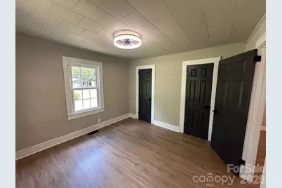 358 N Green River Road, Gaffney, SC 29341 - Photo 24