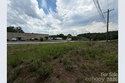 2049 Old Shelby Road, Hickory, NC 28602 - Photo 8