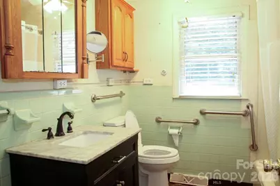 905 S 10th Street, Bessemer City, NC 28016 - Photo 26