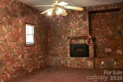 905 S 10th Street, Bessemer City, NC 28016 - Photo 30