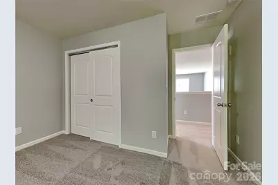 9425 Hartington Place, Charlotte, NC 28269 - Photo 12