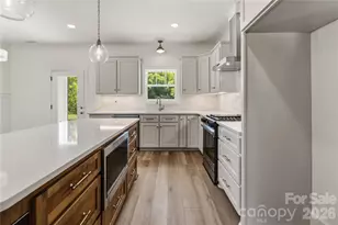 352 Adams Rd, Clover, SC 29710 - Photo 8