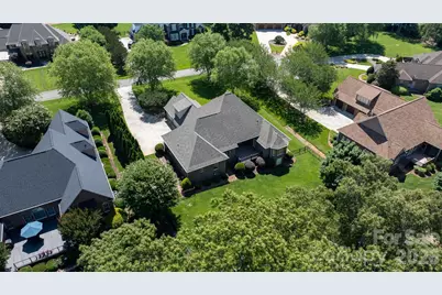 1055 Catawba Greens Drive, Newton, NC 28658 - Photo 44
