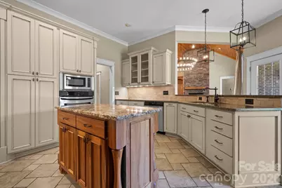 1055 Catawba Greens Drive, Newton, NC 28658 - Photo 16