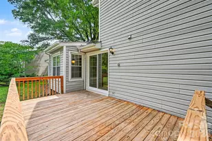 8129 Park Vista Cir, Charlotte, NC 28226 - Photo 10