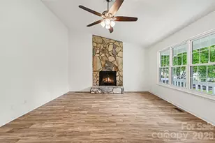 8129 Park Vista Cir, Charlotte, NC 28226 - Photo 18