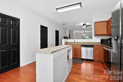 3909 Picasso Court, Charlotte, NC 28205 - Photo 6