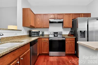 3909 Picasso Court, Charlotte, NC 28205 - Photo 4