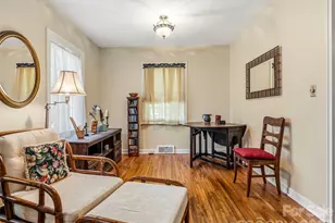 28 Canterbury Rd, Asheville, NC 28805 - Photo 6
