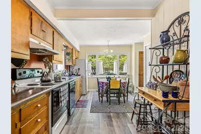 28 Canterbury Road, Asheville, NC 28805 - Photo 8