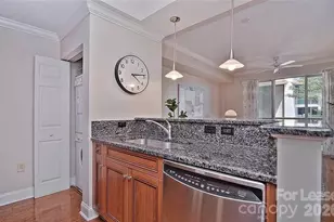 300 W 5th St, Charlotte, NC 28202 - Photo 6