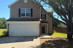 8207 Belmont Stables Dr, Charlotte, NC 28216 - Photo 2
