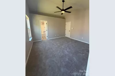 8207 Belmont Stables Drive, Charlotte, NC 28216 - Photo 32