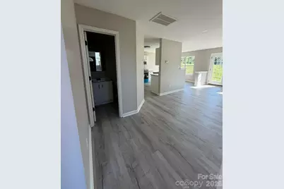 8207 Belmont Stables Drive, Charlotte, NC 28216 - Photo 6