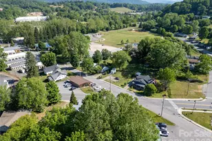 462 Walnut St, Waynesville, NC 28786 - Photo 4
