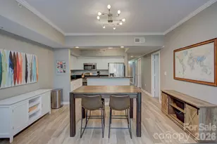 405 W 7th St, Charlotte, NC 28202 - Photo 12