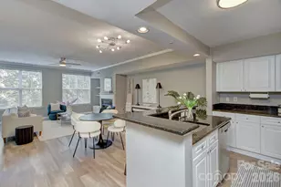 405 W 7th St, Charlotte, NC 28202 - Photo 12